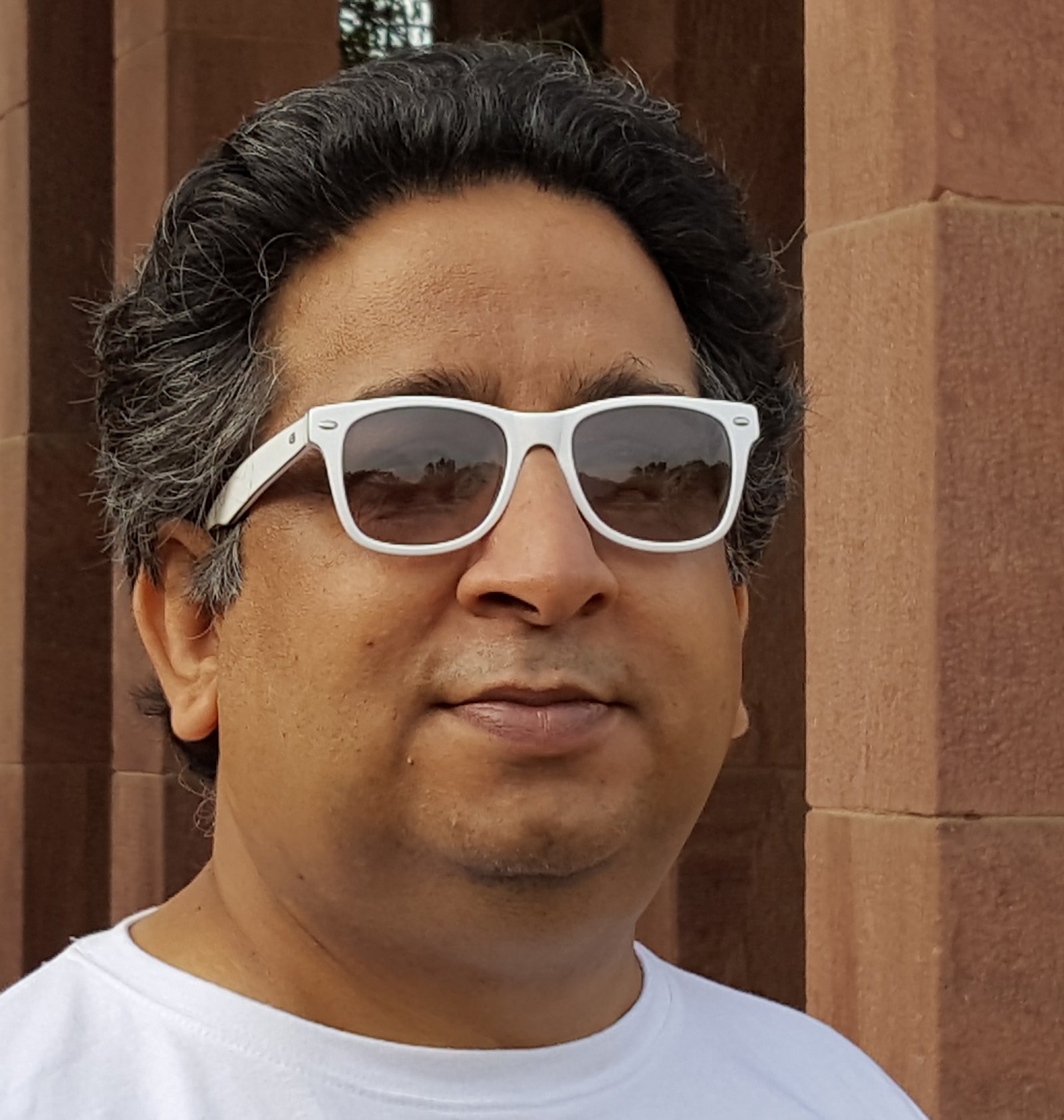 Mustansir Dalvi