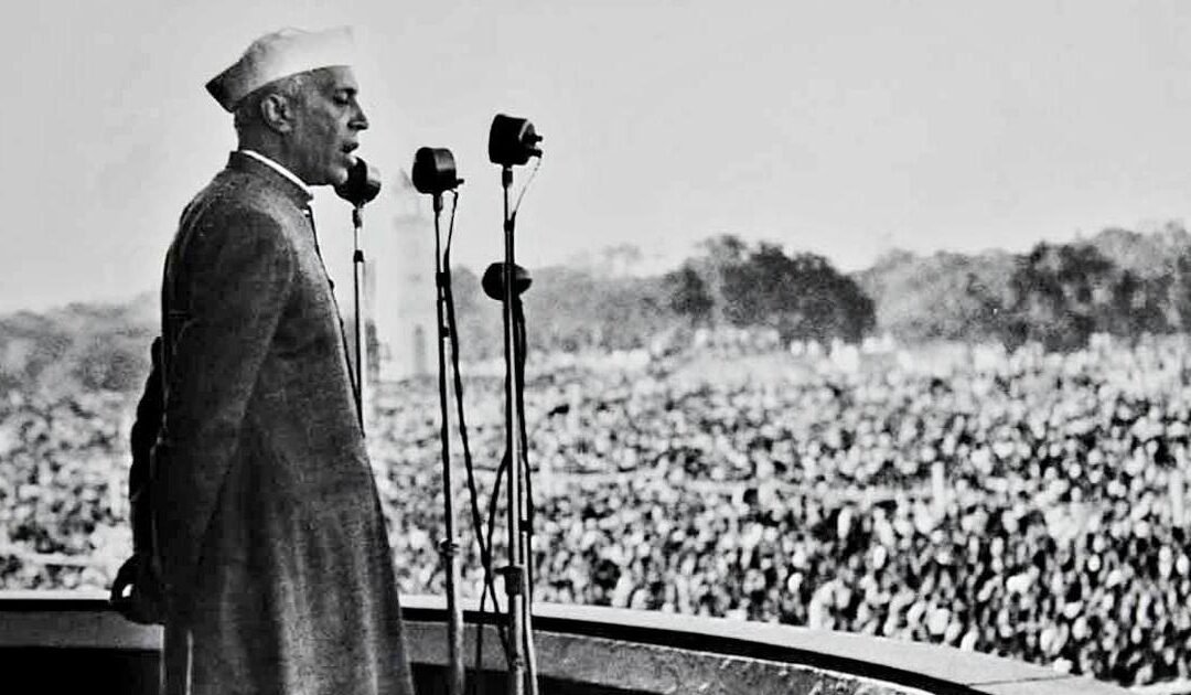 How did Nehru feel equally at ease in the worlds of science, architecture, law and literature?
